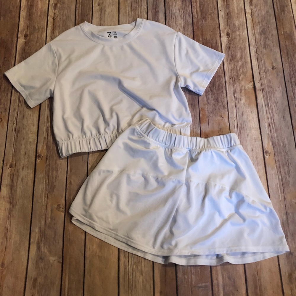 Zella white outfit